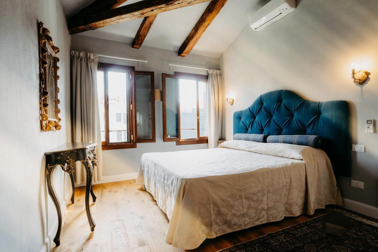 Casa Virginia Direct At The Canal Cannaregio With Own Roof Terrace 베니스 외부 사진
